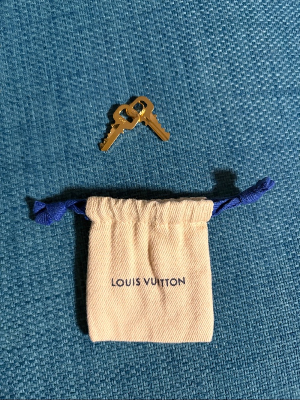 Louis Vuitton keys